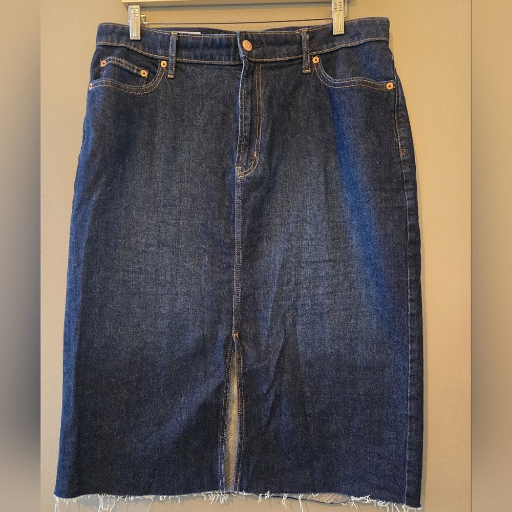Gap Dark Indigo Denim Pencil Skirt - Size 33/16